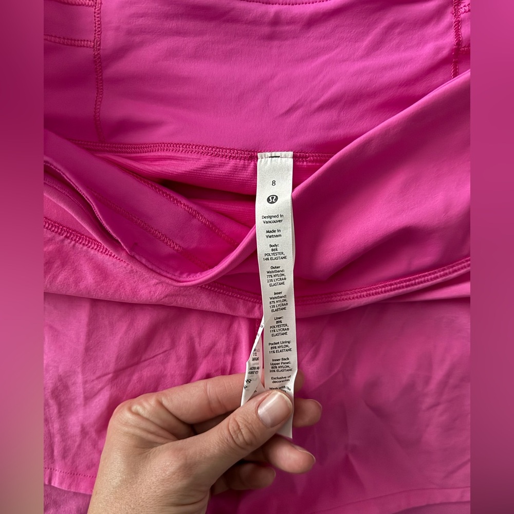 Women's Lululemon Speed Up Short *2.5" - Picture 3 of 3